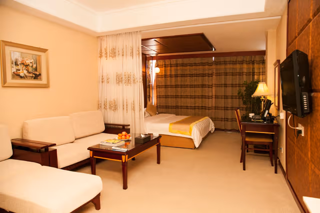 Business Suite Room