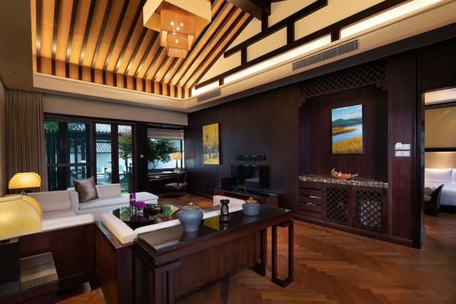 Hot Spring Pool Villa