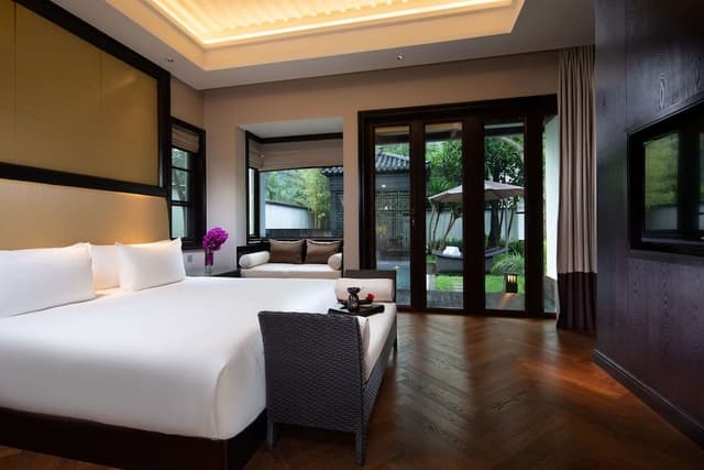 Hot Spring Pool Villa