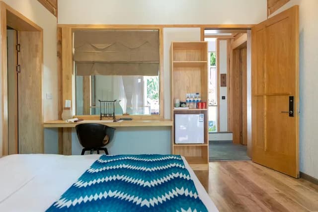 Comfort Queen Room