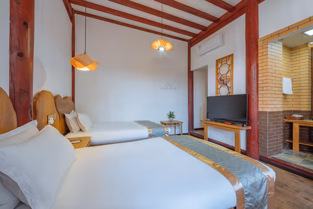 Guest Room - Twin Beds