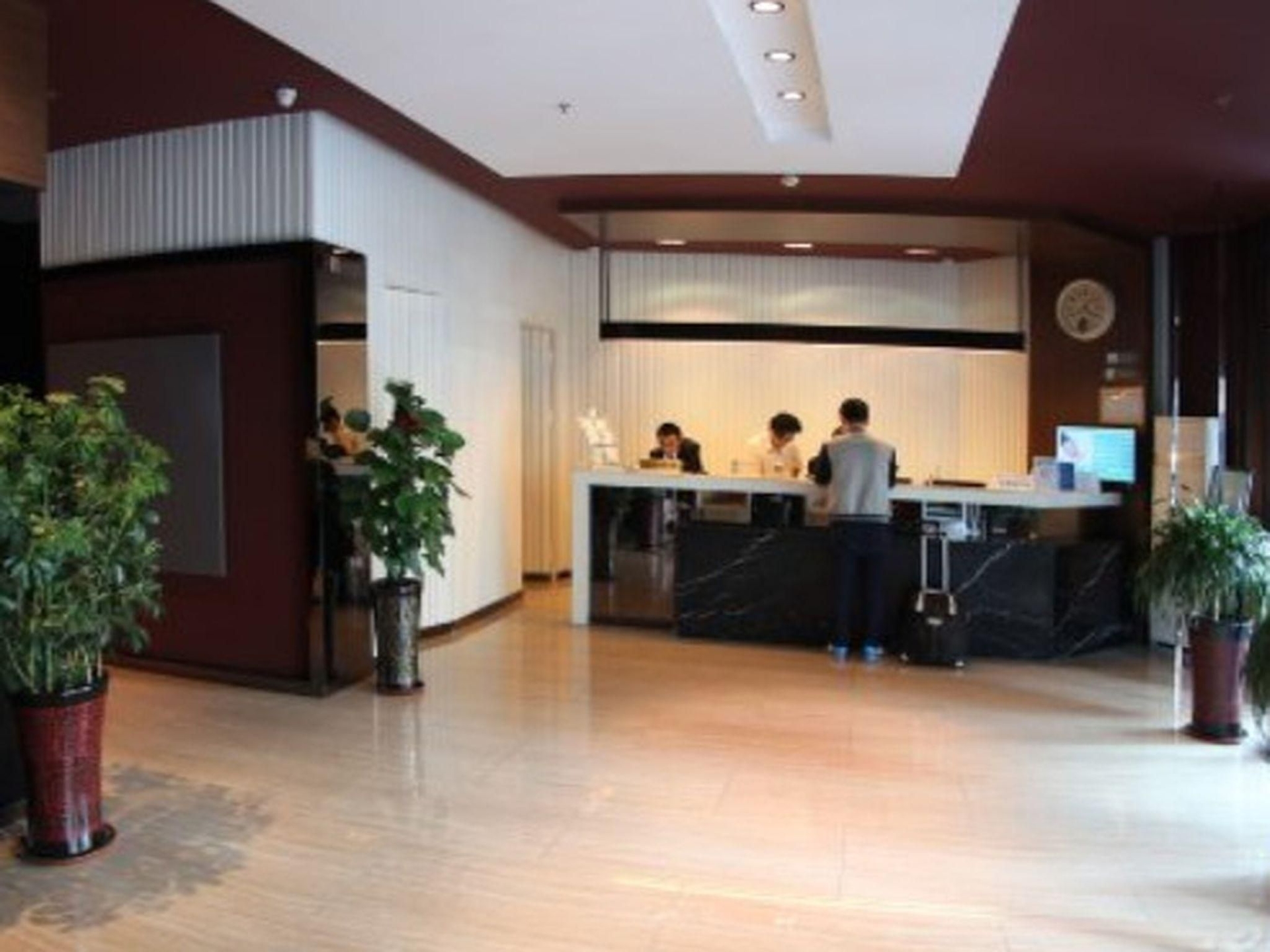 จินเจียง อินน์ ผินซาง ต้าเหลียน โยวห่าว สแควร์ (Jinjiang Inn Pinshang Dalian Youhao Square Branch)1