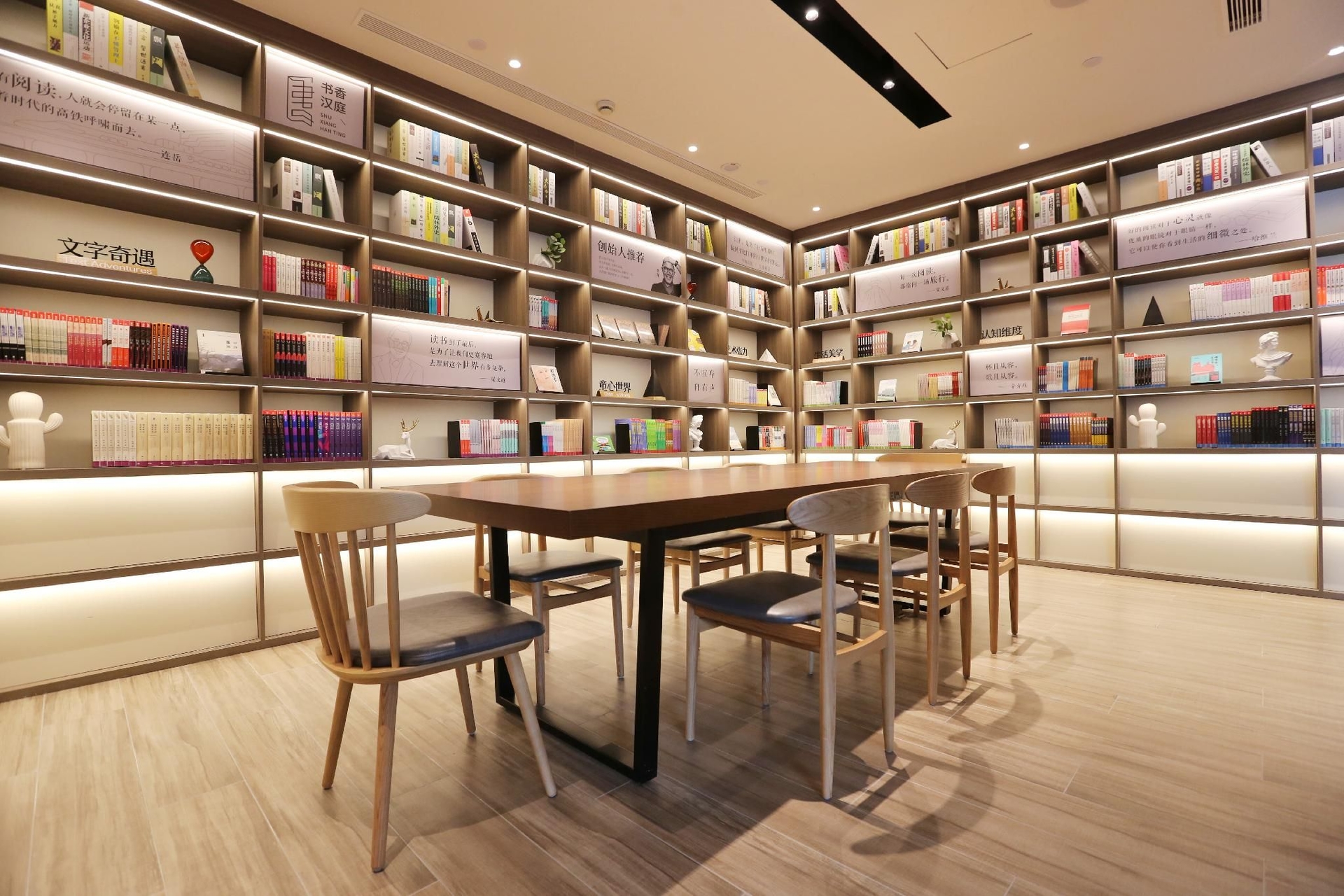 Hanting Hotel Jinzhou West Passenger Terminal1