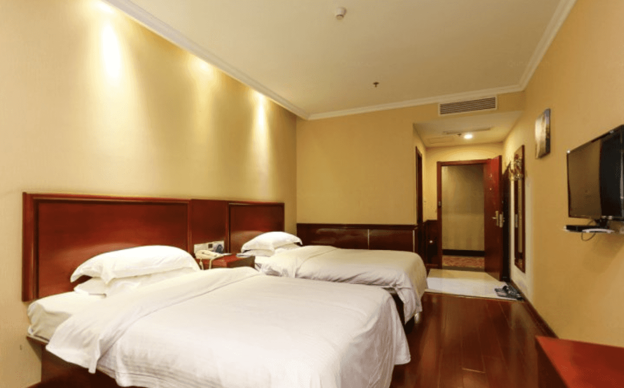 โรงแรมกรีนทรี อินน์ ถ.ซิ่งฝูใต้ เซียงหวัง กู่หลี่ ซู่เชียน โรงแรมกรีนทรี อินน์ ถ.ซิ่งฝูใต้ เซียงหวัง กู่หลี่ ซู่เชียน