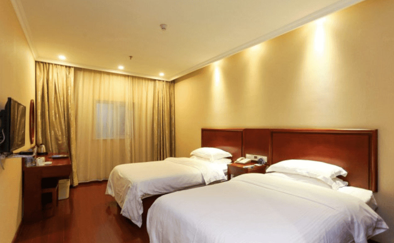 โรงแรมกรีนทรี อินน์ ถ.ซิ่งฝูใต้ เซียงหวัง กู่หลี่ ซู่เชียน โรงแรมกรีนทรี อินน์ ถ.ซิ่งฝูใต้ เซียงหวัง กู่หลี่ ซู่เชียน