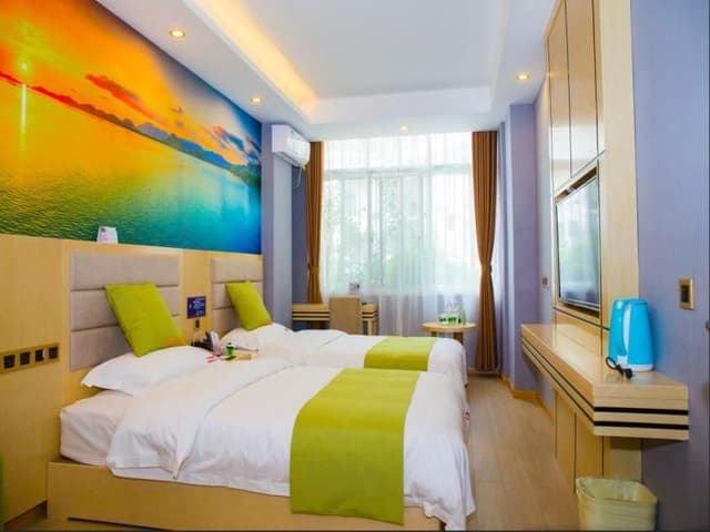 Featured Twin Room