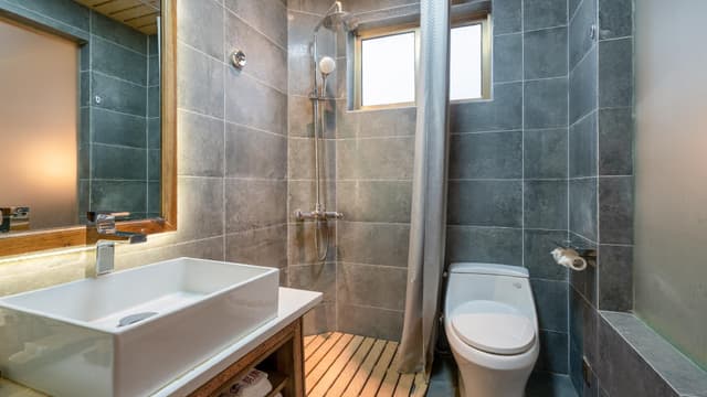 King Suite Room