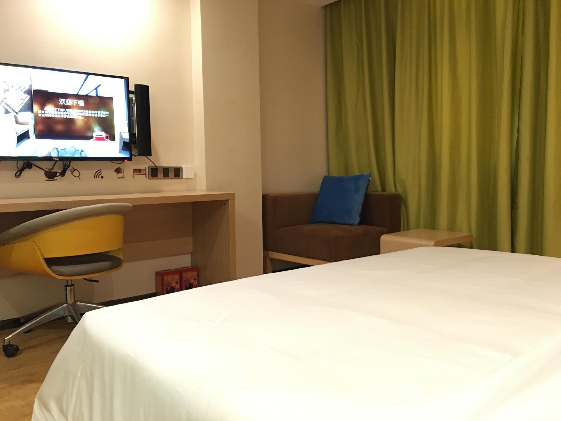 ไอยู โฮเต็ล-แชงกรี-ลา บัสเทอร์มินัล ซงจานหลินเทมเปิล (IU Hotels·Shangri-La Bus Terminal Songzanlin Temple)3