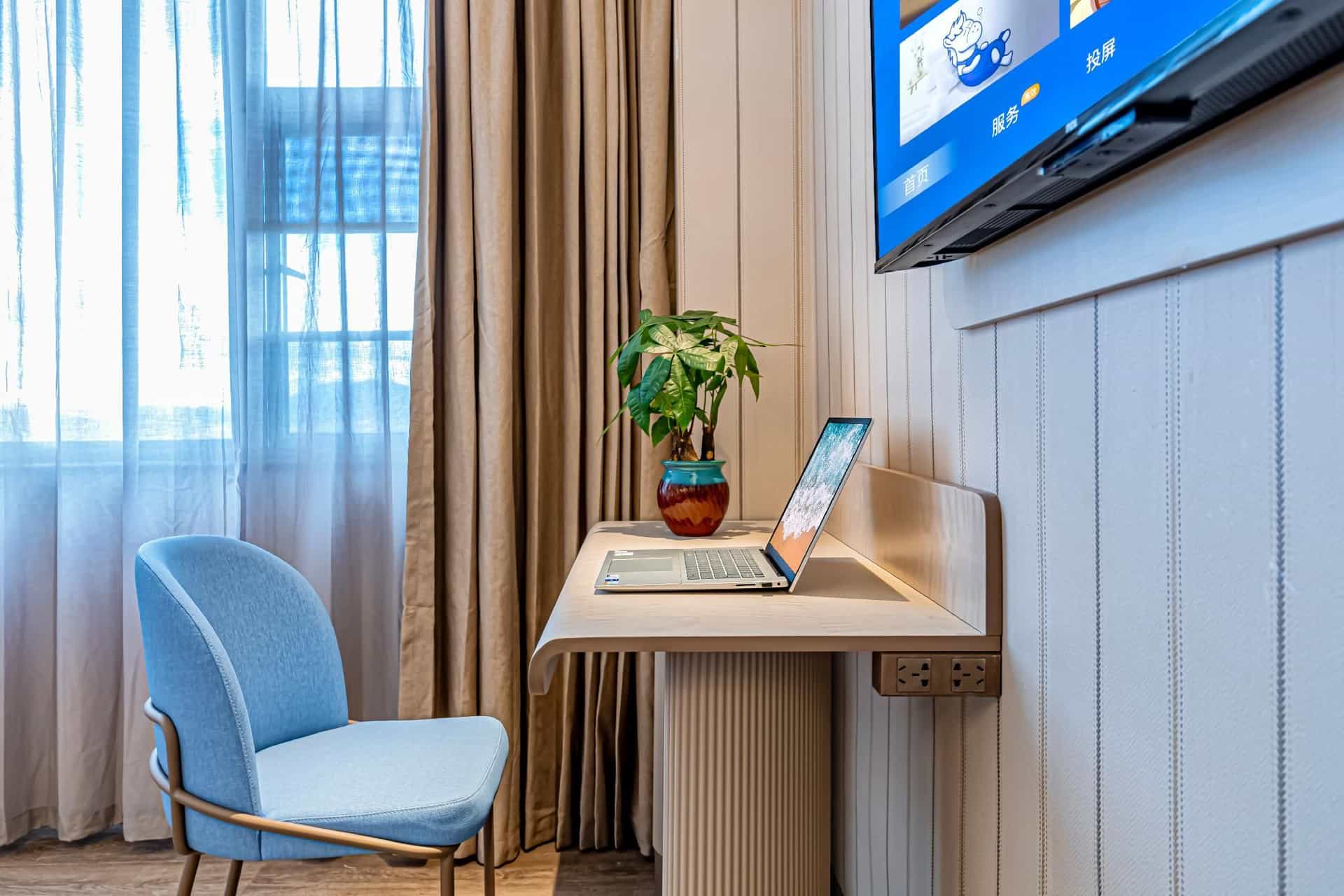 Hanting Hotel Ganzi Litang National Highway 318 Hanting Hotel Ganzi Litang National Highway 318