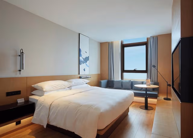 Room, 1 King Bed, Ocean View