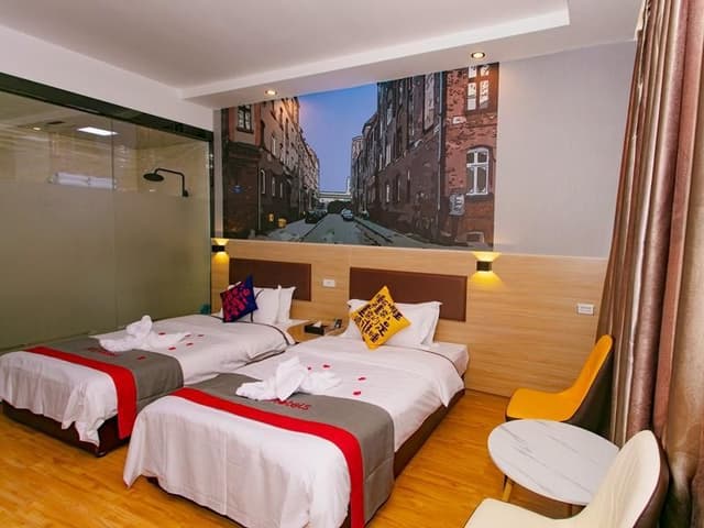 Twin Bussiness Room
