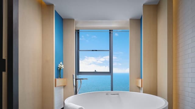Suite, 1 Bedroom, Sea View (Dining, Meeting)