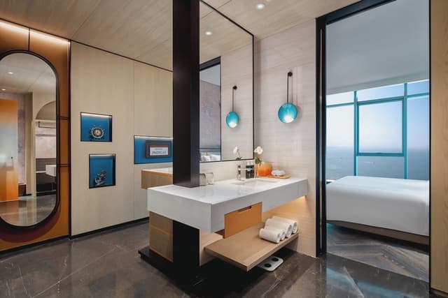 Premium Room, 1 King Bed, Sea View