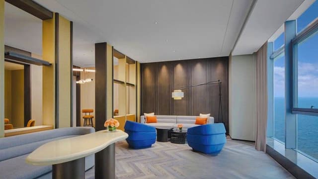 Suite, 1 Bedroom, Sea View (Dining, Meeting)