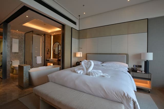 Executive Room, 1 King Bed, Garden View