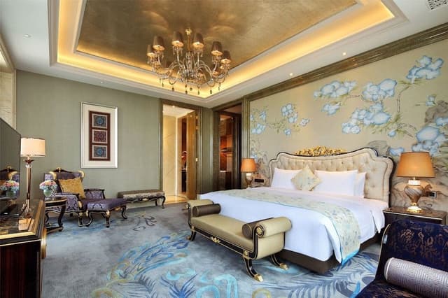 Executive Room