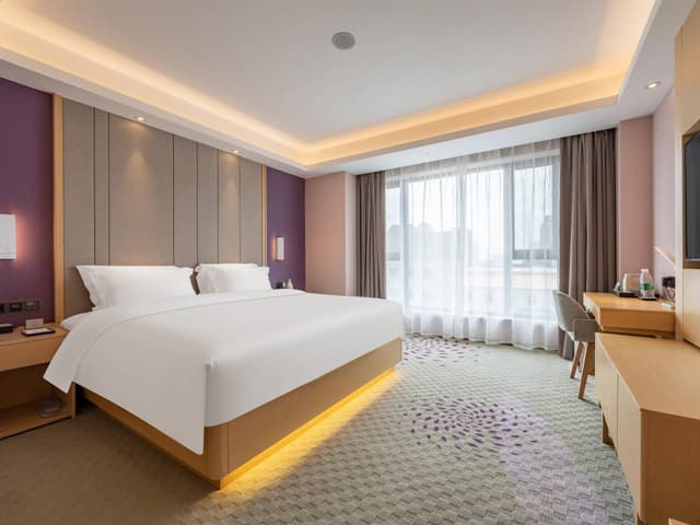 WH - Deluxe Bed Room