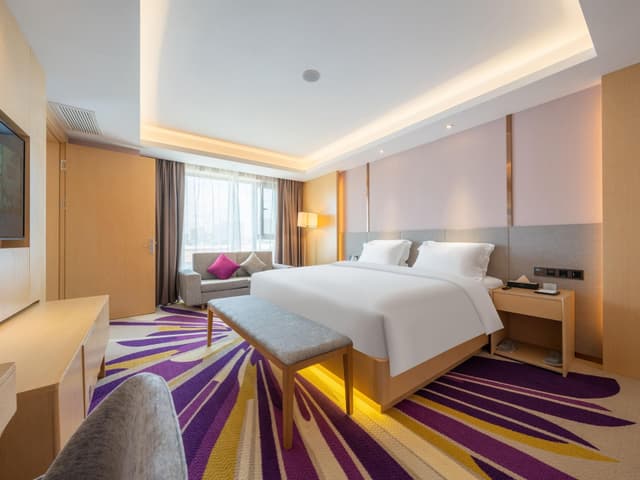 Deluxe Suite