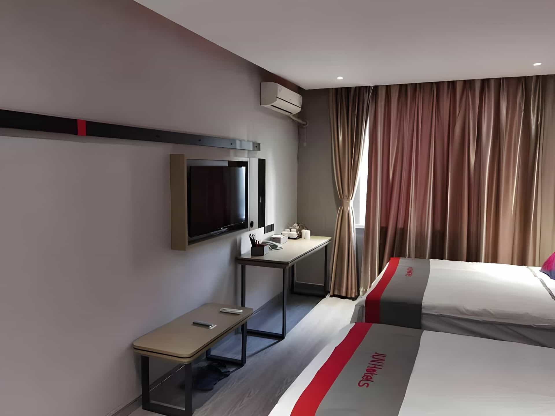 Jun Hotel Liaoning Fuxin Haizhou District Jiefang Square Jun Hotel Liaoning Fuxin Haizhou District Jiefang Square