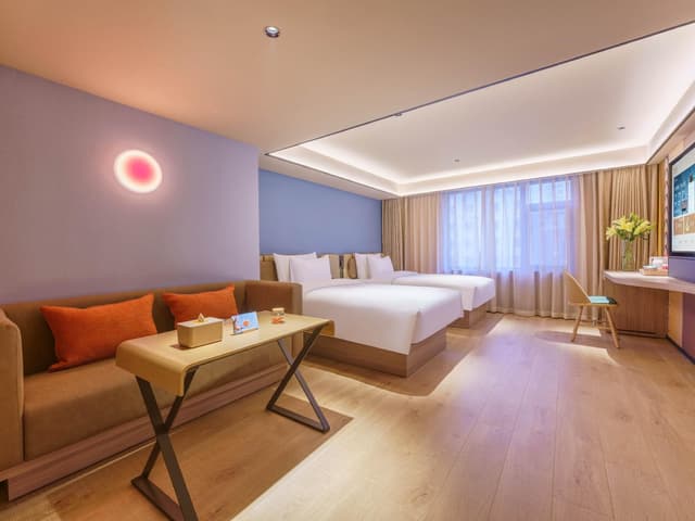 Huazhu - California Sunshine Twin Room
