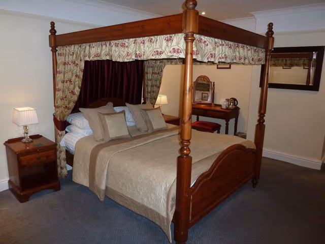 Double Room with Four Poster Bed