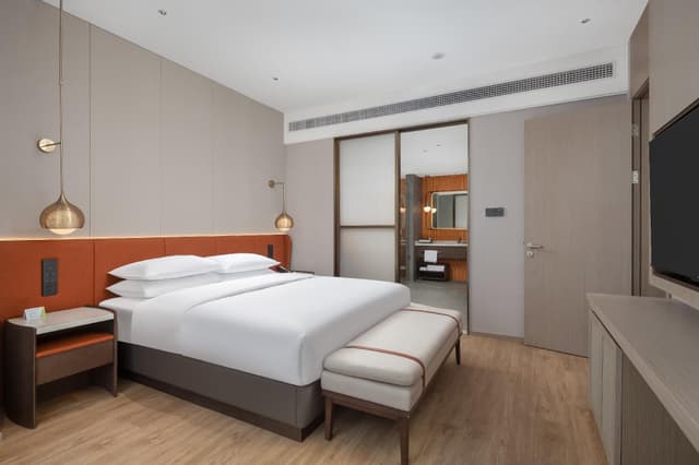 FY - 1 Bed Suite with Garden View