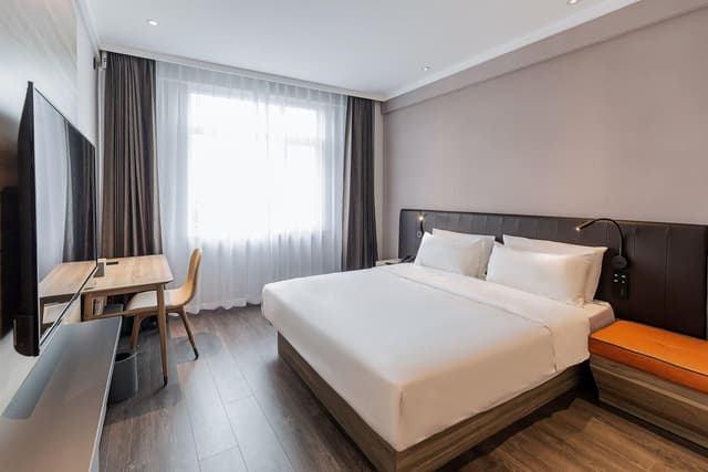 Huazhu - Superior BedRoom