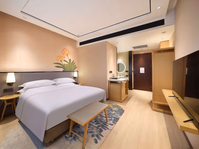 KING GUEST ROOM