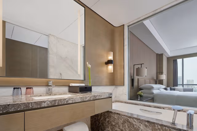 Premier Room, 1 King Bed