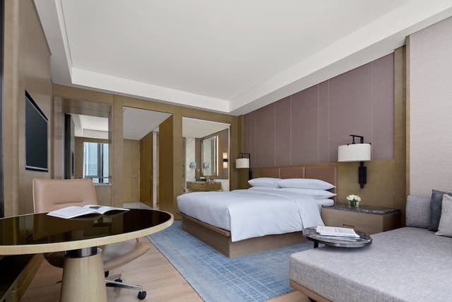 Executive Suite, 1 Bedroom, City View, Executive Level