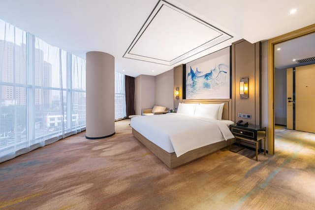 Huazhu - Executive Suite