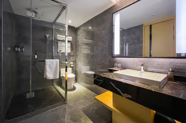 Huazhu - Executive Twin Room