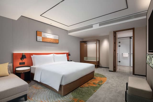 KING DELUXE SUITE