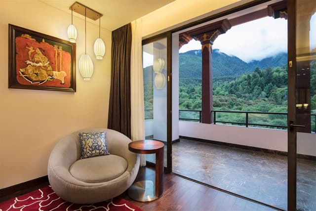 ONE BEDROOM SUITE