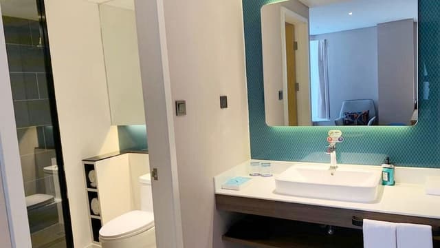 Suite, 1 King Bed (Additional Living Space)