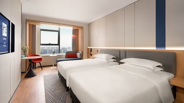 Standard Room, 1 King Bed, River View (Kids Theme)