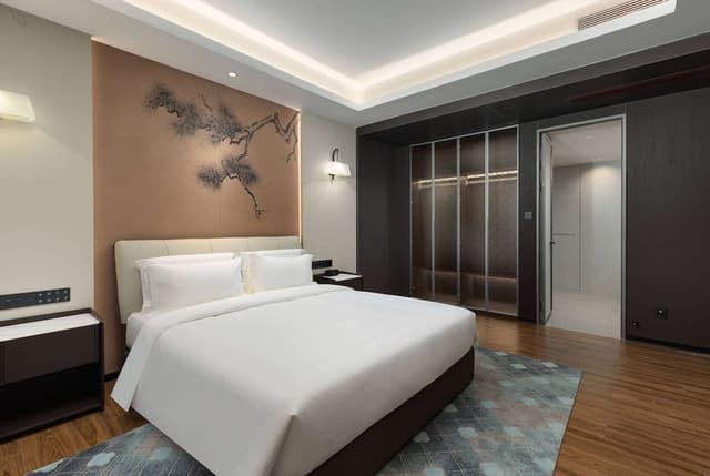 Deluxe Suite, 1 King Bed, Non Smoking