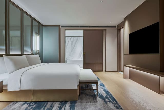 KING PREMIER SUITE