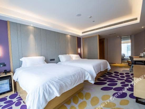 Twin Deluxe Room