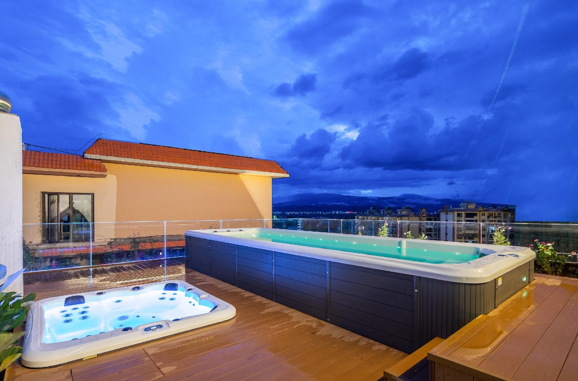 Rezen Hotel Pinge Xishuangbanna Jinghong Airport High-speed Railway Station2