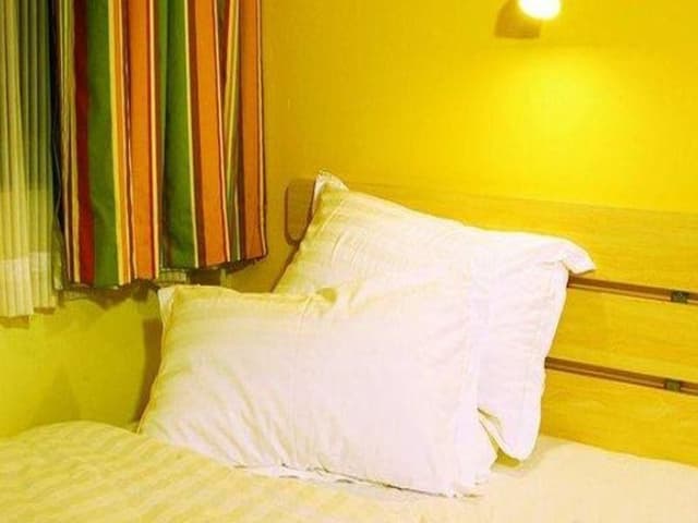 7 Days - Zizhu Twin Room