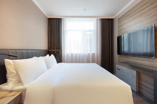 Huazhu - Superior BedRoom