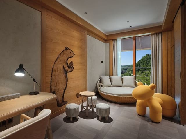Suite, 1 Bedroom, Club Lounge Access, Garden View