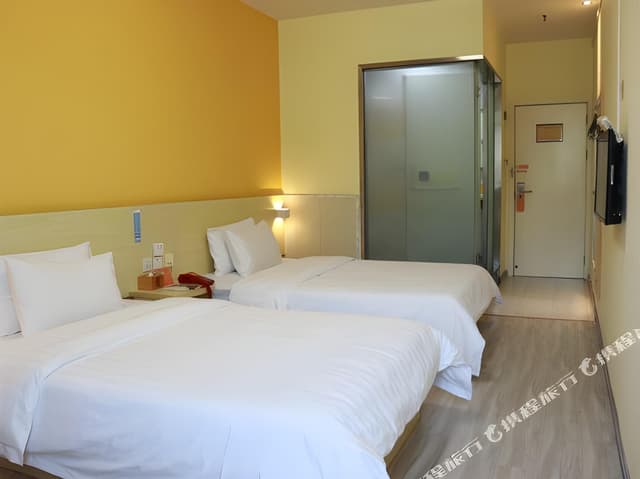 Traditional Twin Room