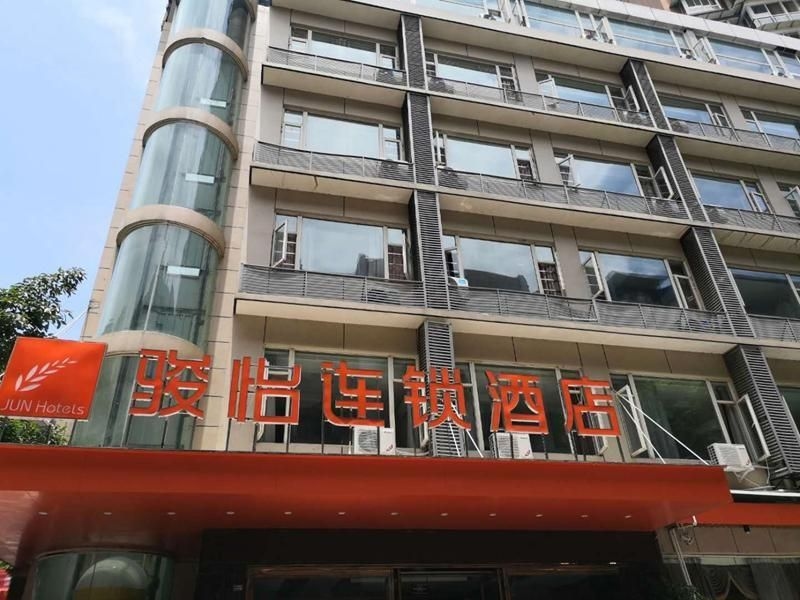 Jun Hotel Sichuan Deyang Zhongjiang County Kaijiang Hu'nan Road0