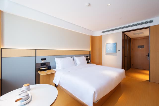 Huazhu - Superior BedRoom