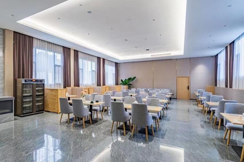 รีเซน ซีเล็ค โฮเทล กว่างฮั่น ไฮ-สปีด เรลเวย์ สเตชั่น (Rezen Select Hotel Guanghan High-Speed Railway Station)2