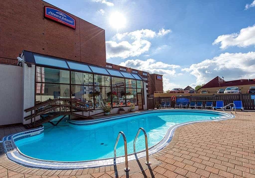 Howard Johnson Hot Springs Plaza YingHuaShan Howard Johnson Hot Springs Plaza YingHuaShan