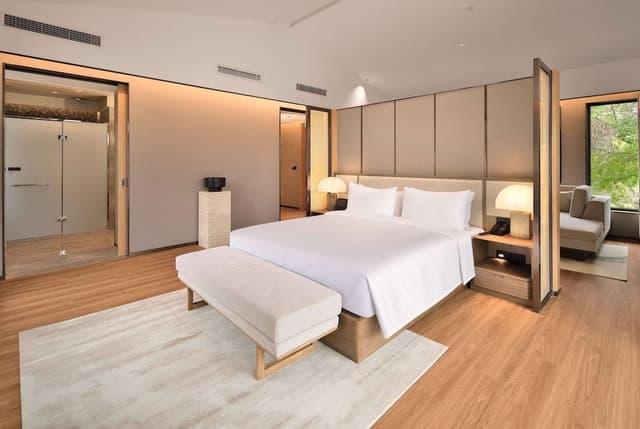 Villa, 1 King Bed, Non Smoking (Second Floor)