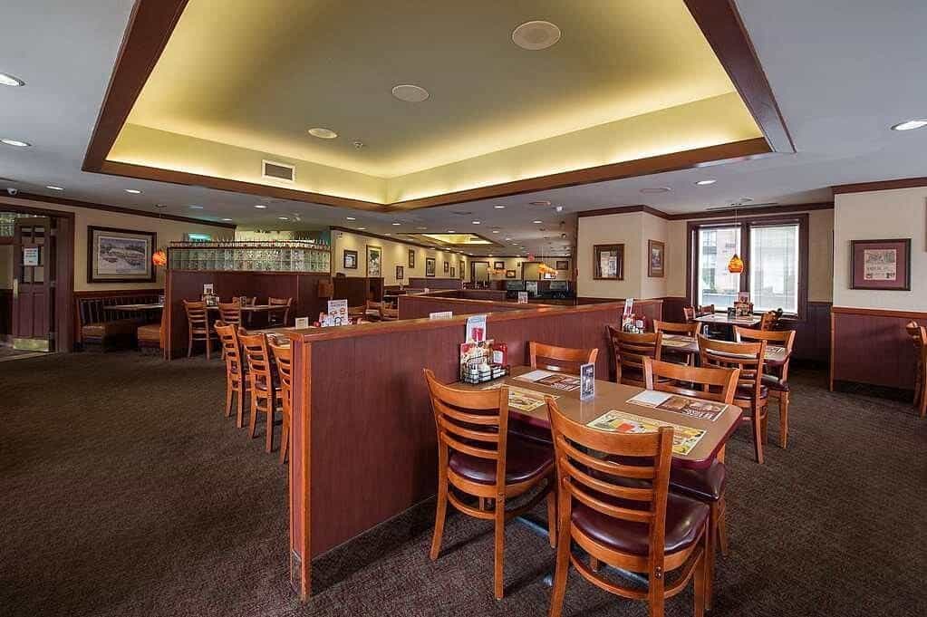 Howard Johnson Hot Springs Plaza YingHuaShan Howard Johnson Hot Springs Plaza YingHuaShan